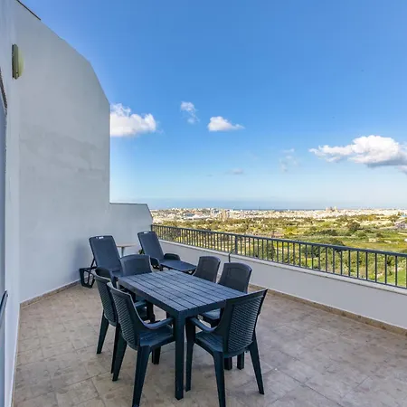 Beautiful Pent With Terrace & Spectacular Views By 360 Estates *