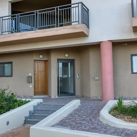 Beautiful Pent With Terrace & Spectacular Views By 360 Estates Luqa