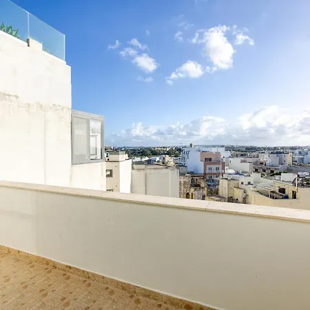 아파트 Beautiful Pent With Terrace & Spectacular Views By 360 Estates 루카