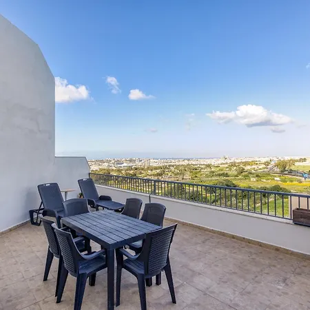 Beautiful Pent With Terrace & Spectacular Views By 360 Estates